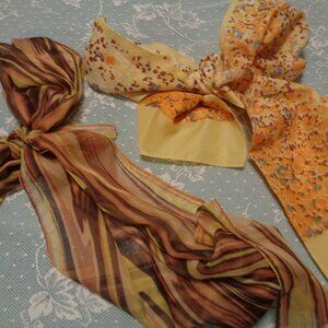 RETRO ITALY FLOWERS SCARF & ITALY STRIPES SCARF LOT